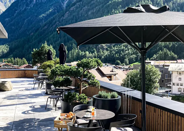 Alpina - Adults Only Otel 4*