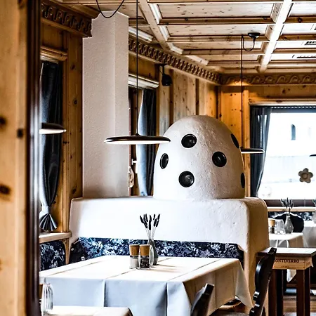 Alpina - Adults Only Hotell