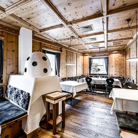 Alpina - Adults Only Hotell