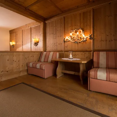 Alpina - Adults Only 酒店 4*