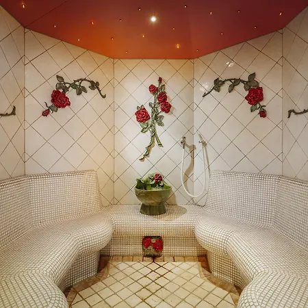 Alpina - Adults Only 4*
