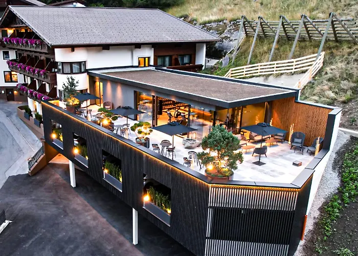 Alpina - Adults Only 4*