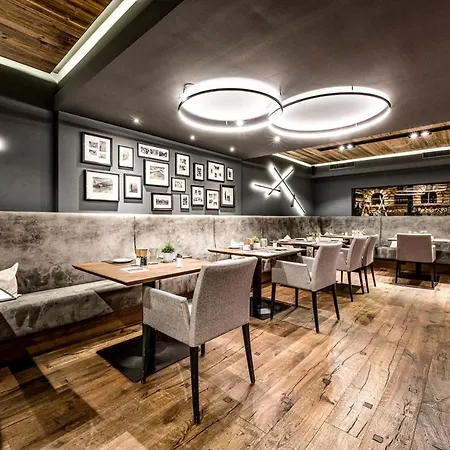 Alpina - Adults Only Otel